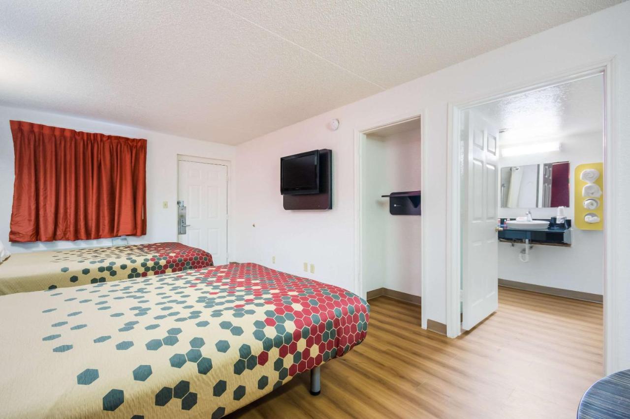 Econo Lodge Del City Dış mekan fotoğraf