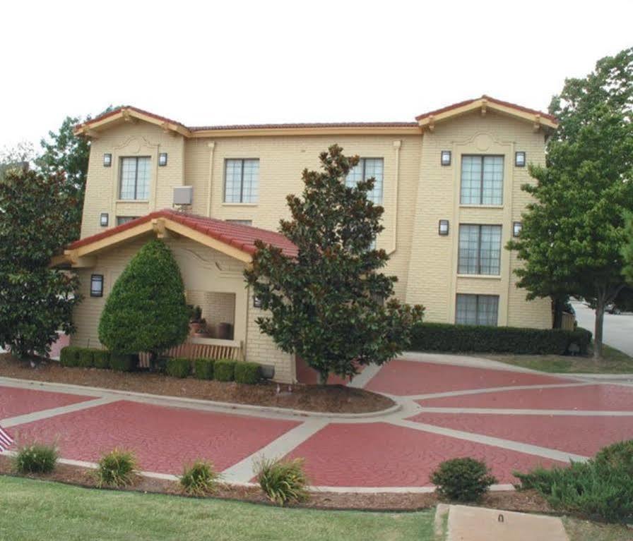 Econo Lodge Del City Dış mekan fotoğraf