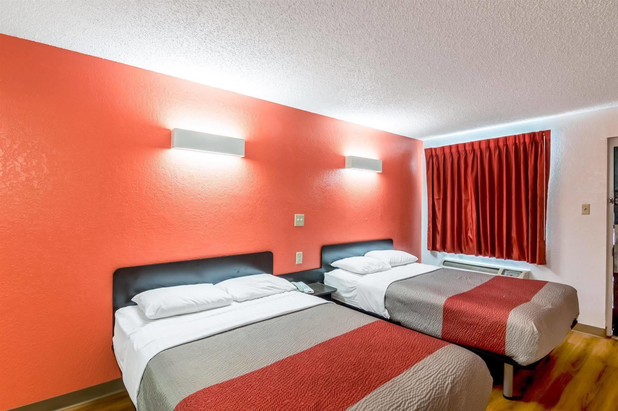 Econo Lodge Del City Dış mekan fotoğraf