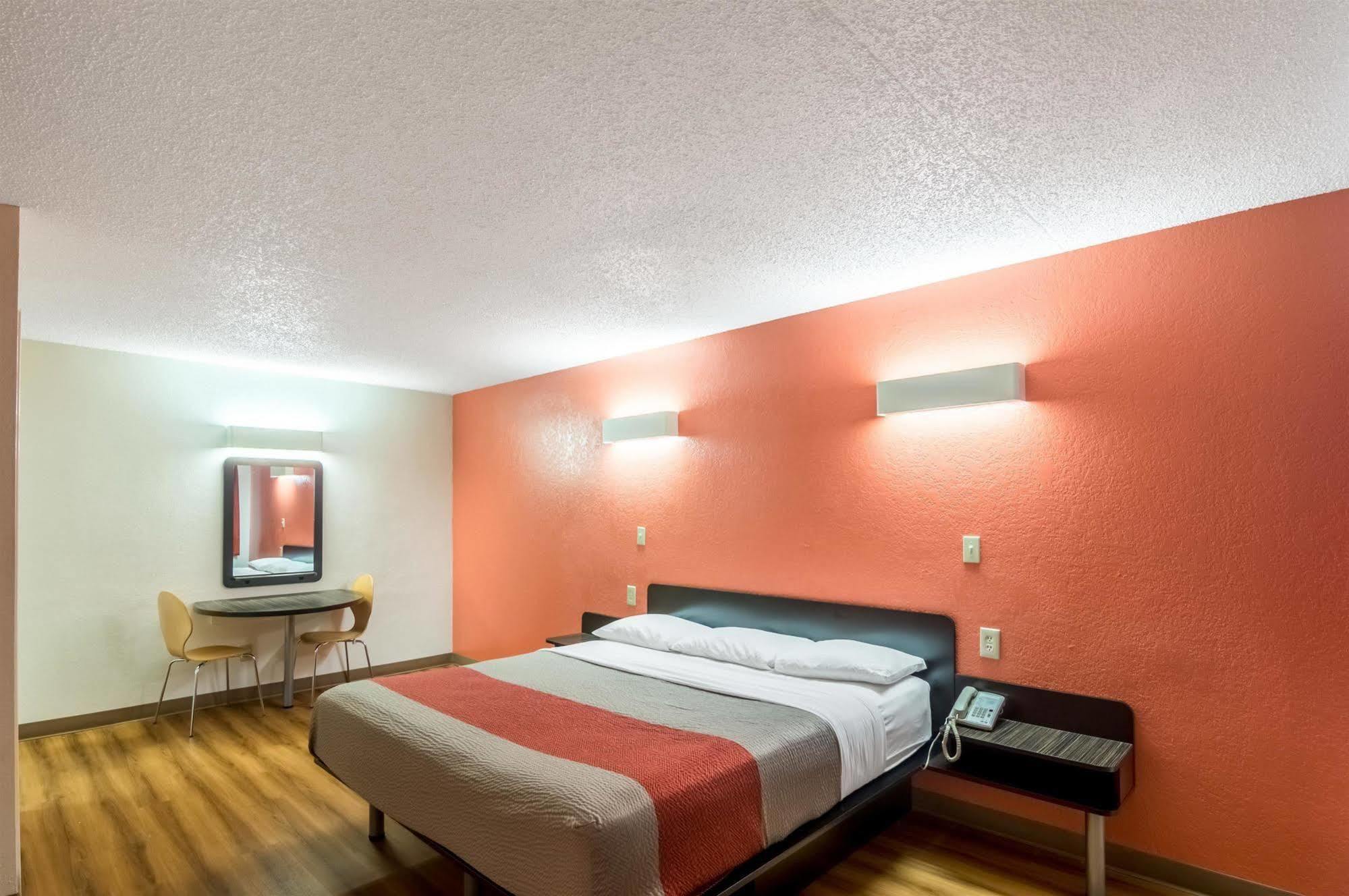 Econo Lodge Del City Dış mekan fotoğraf
