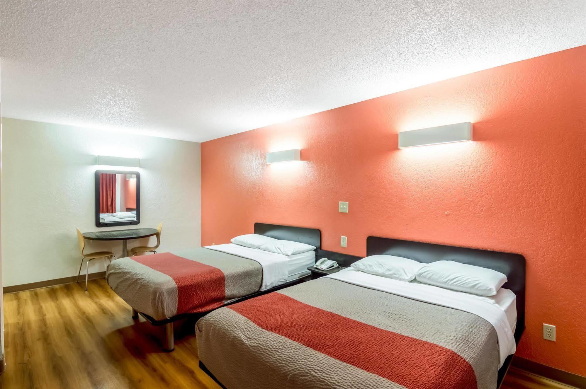 Econo Lodge Del City Dış mekan fotoğraf
